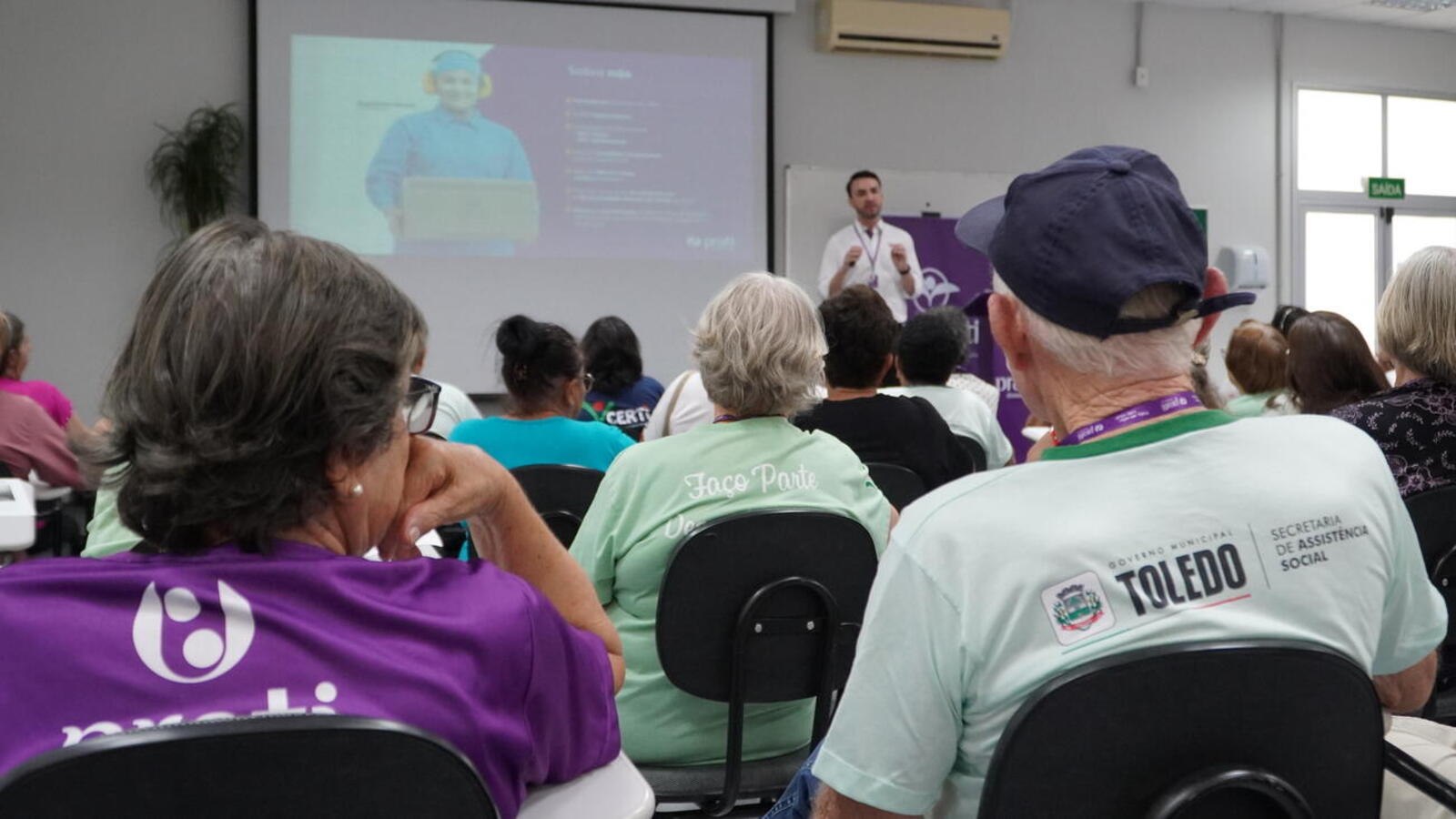 Eles conheceram as estruturas da empresa, e o programa Prati 50+, com vagas de emprego voltadas para pessoas com 50 anos de idade ou mais