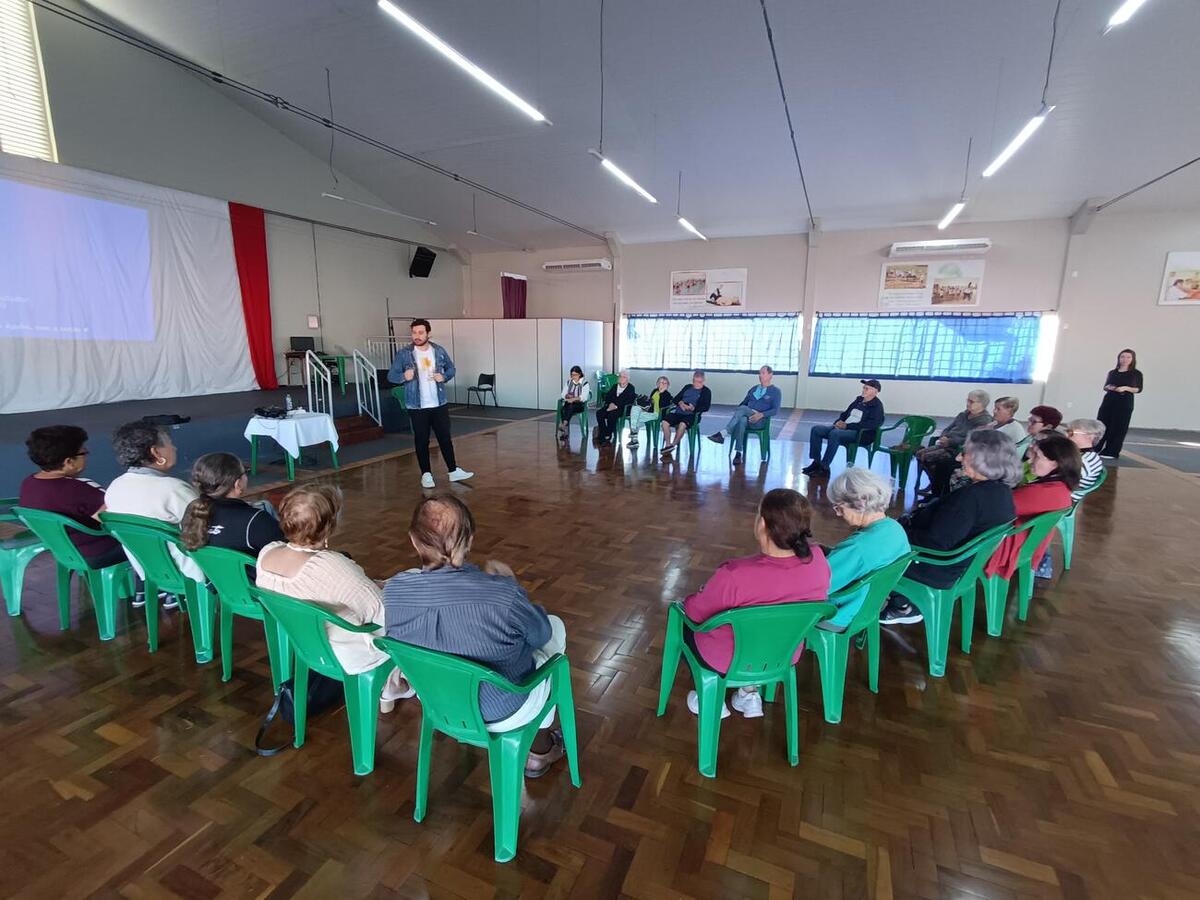 Ação realizada na manhã desta sexta-feira (23) integra mobilização que visa conscientizar e combater o abuso e a exploração sexual de crianças e adolescentes