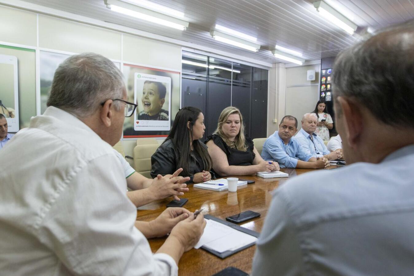 Valor também passará a ser pago para servidoras durante licença maternidade. Anúncio foi feito nesta quinta-feira
