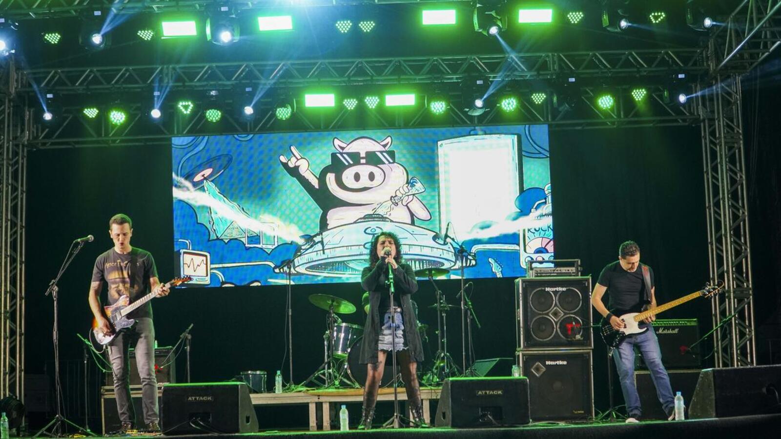 Cerca de 8 mil rockeiros prestigiaram o 4º Tooledo Rock Festival e contagiaram boas energias durante os três dias de evento