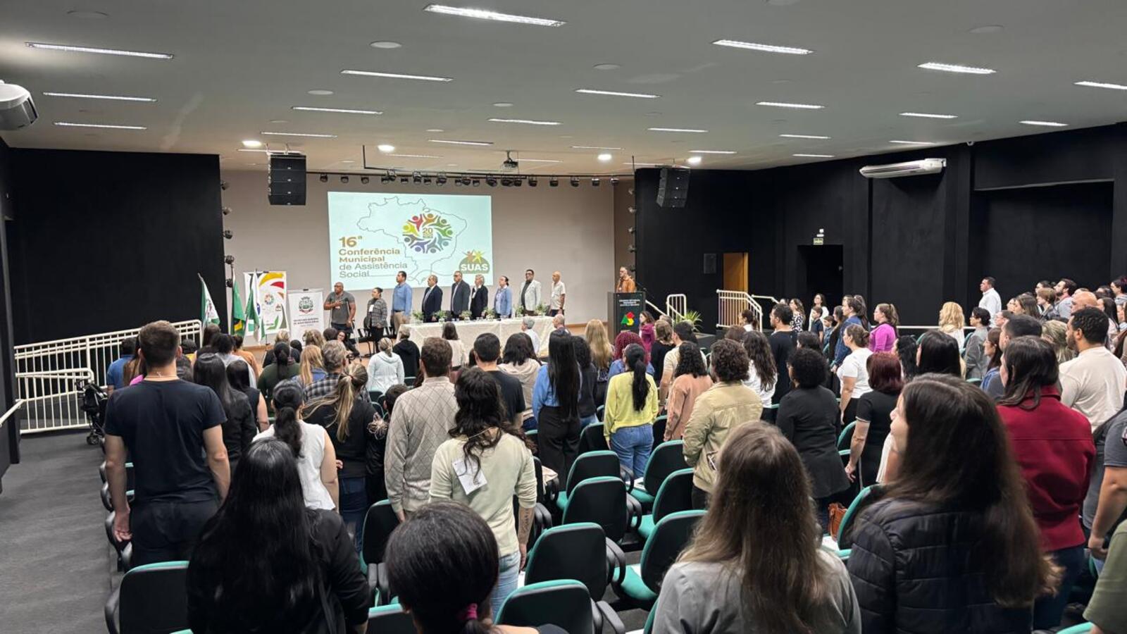 Evento reuniu poder público e sociedade civil para avaliar e propor melhorias ao SUAS no município