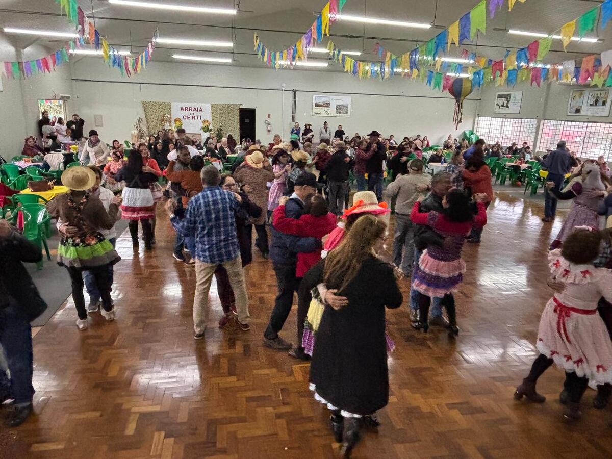 Evento celebrou a tradição junina com apresentações, comidas típicas e fortalecimento de vínculos comunitários