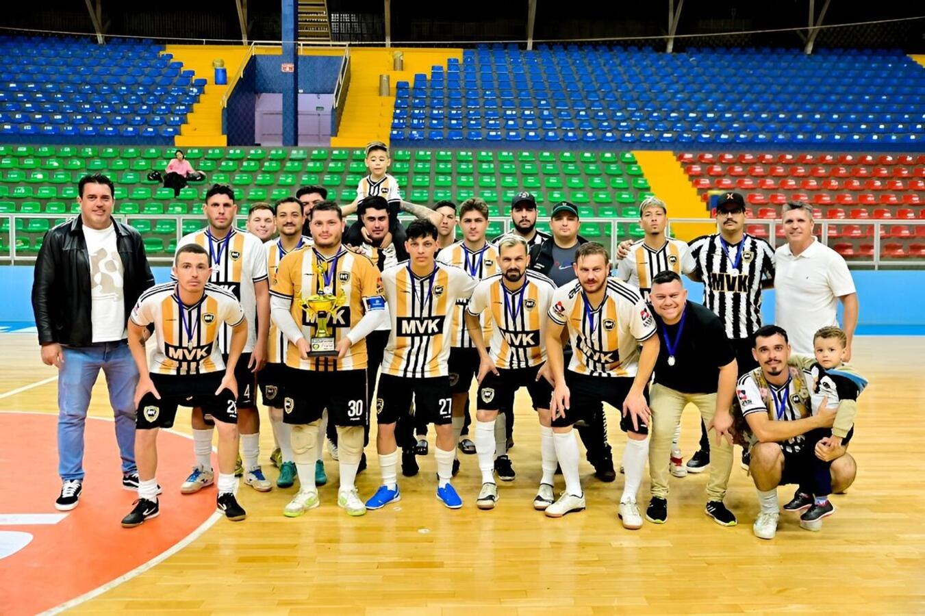 Equipe conquistou título na última quinta-feira (5) após vencer na final a equipe APC-16/MVK/Guidi FC/Sferriê por 7 a 2; terceiro lugar ficou com o Lendas FC