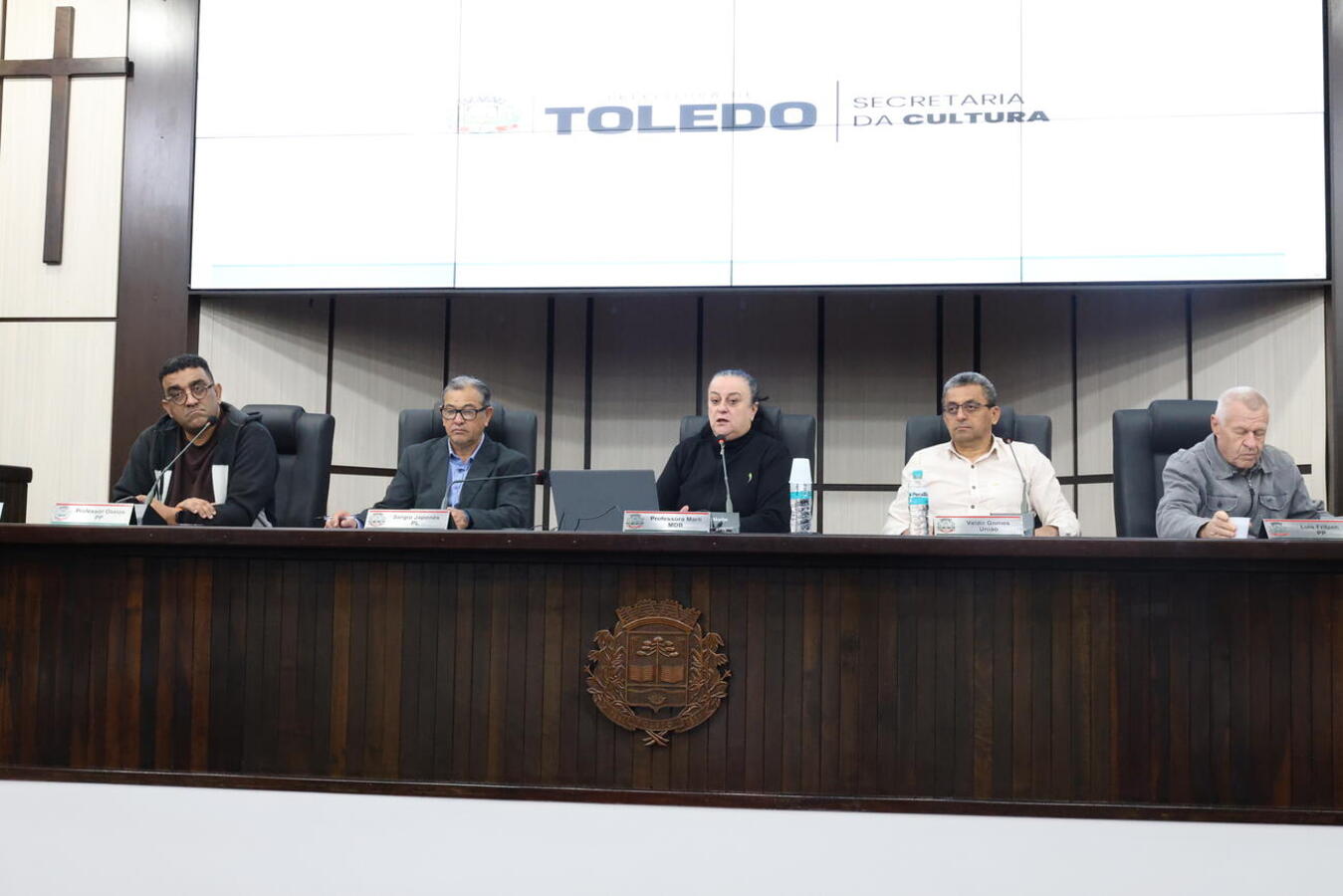 Execução físico-orçamentária do 1º quadrimestre de 2025 foi exposta pela equipe da Secretaria na manhã desta sexta-feira (13), no Plenário do Legislativo Municipal