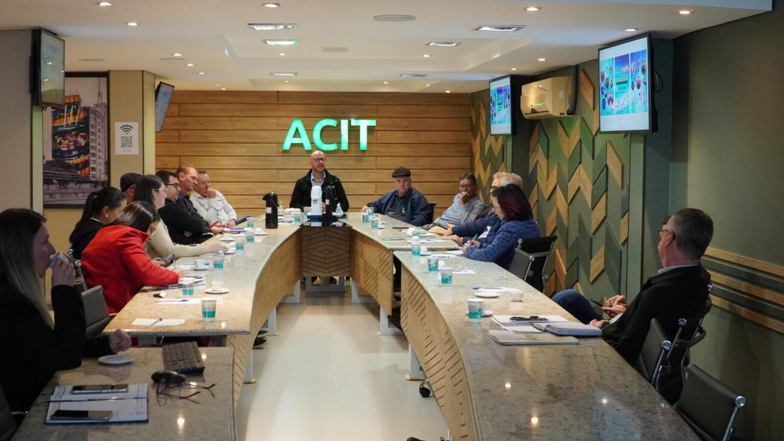 Participaram representantes da Prefeitura de Toledo, Acit e Sindicato Rural para novo formato do evento em 2025