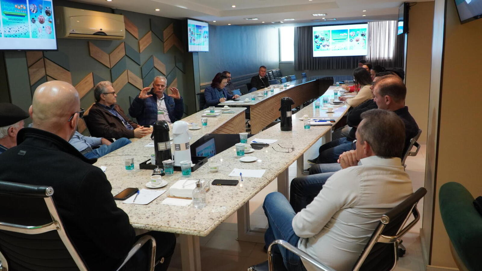 Participaram representantes da Prefeitura de Toledo, Acit e Sindicato Rural para novo formato do evento em 2025