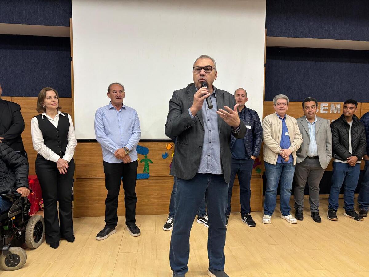 Encontro recebeu representantes de 19 municípios e comemorou o aniversário de 35 anos do ECA