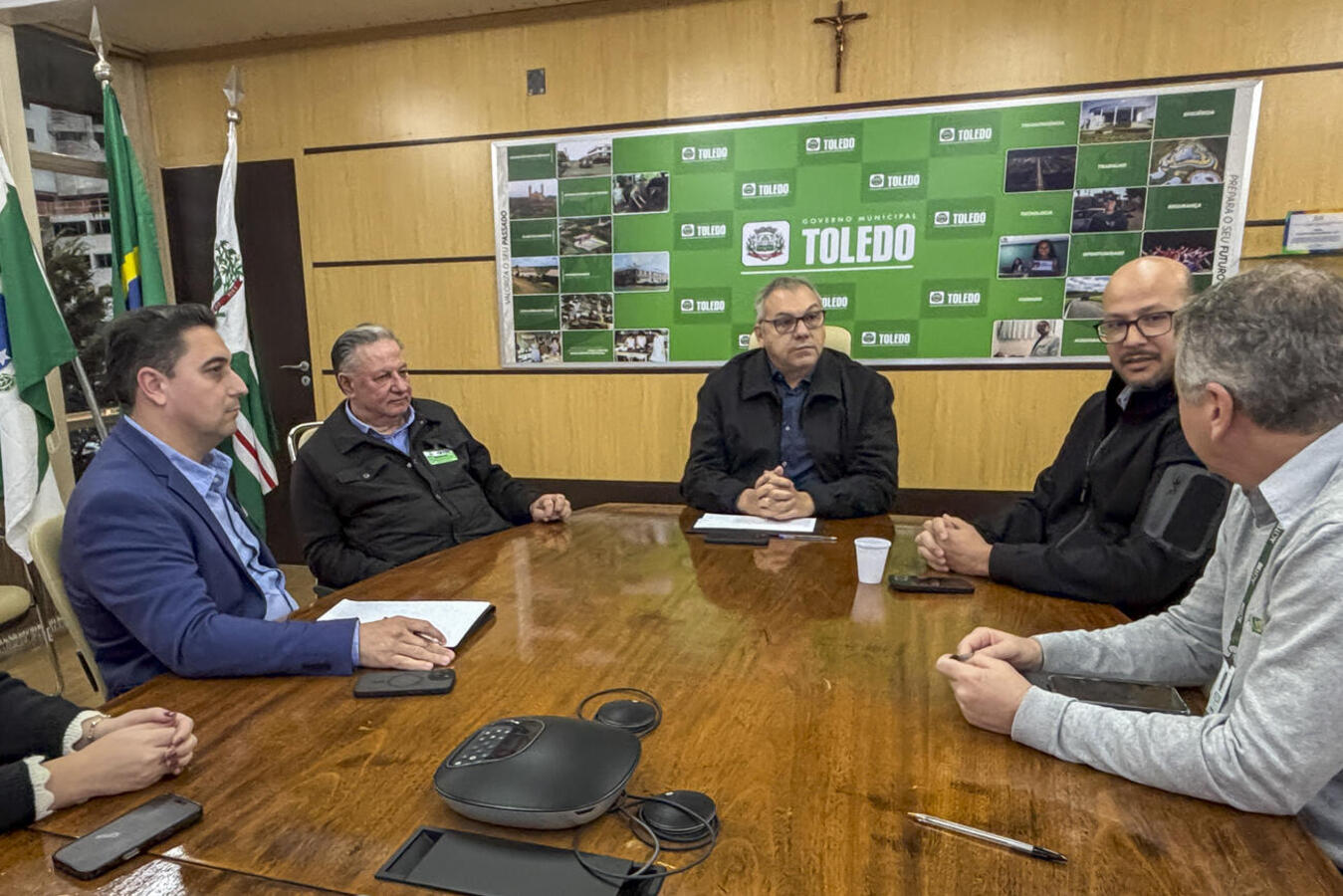 Prefeito Mario Costenaro recebeu o presidente da Associação Comercial e Empresarial de Toledo, Cristiano Dall’Oglio da Rocha, para troca de ideias