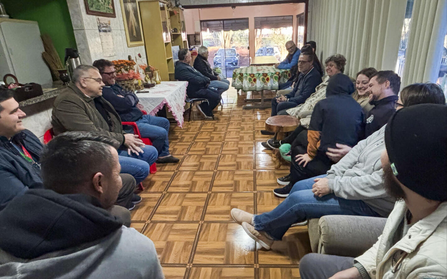 Assim como na abertura, reunião simples, na casa de produtores, marcou o encerramento das ações previstas pela Secretaria da Agricultura e Proteína Animal
