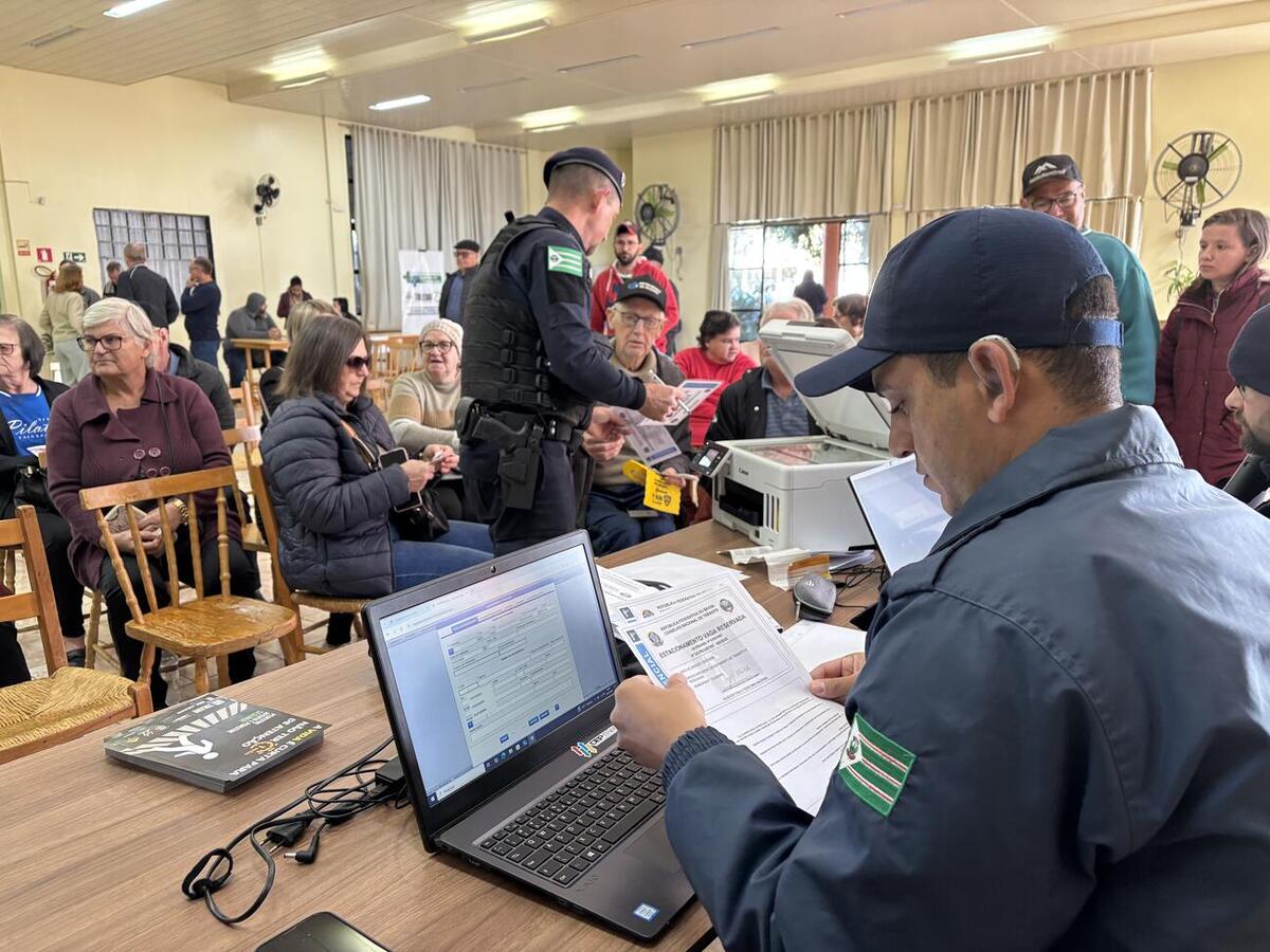 A Secretaria de Assistência Social realizou uma ação comunitária em Vila Nova a fim de descentralizar os serviços e atender a comunidade do distrito