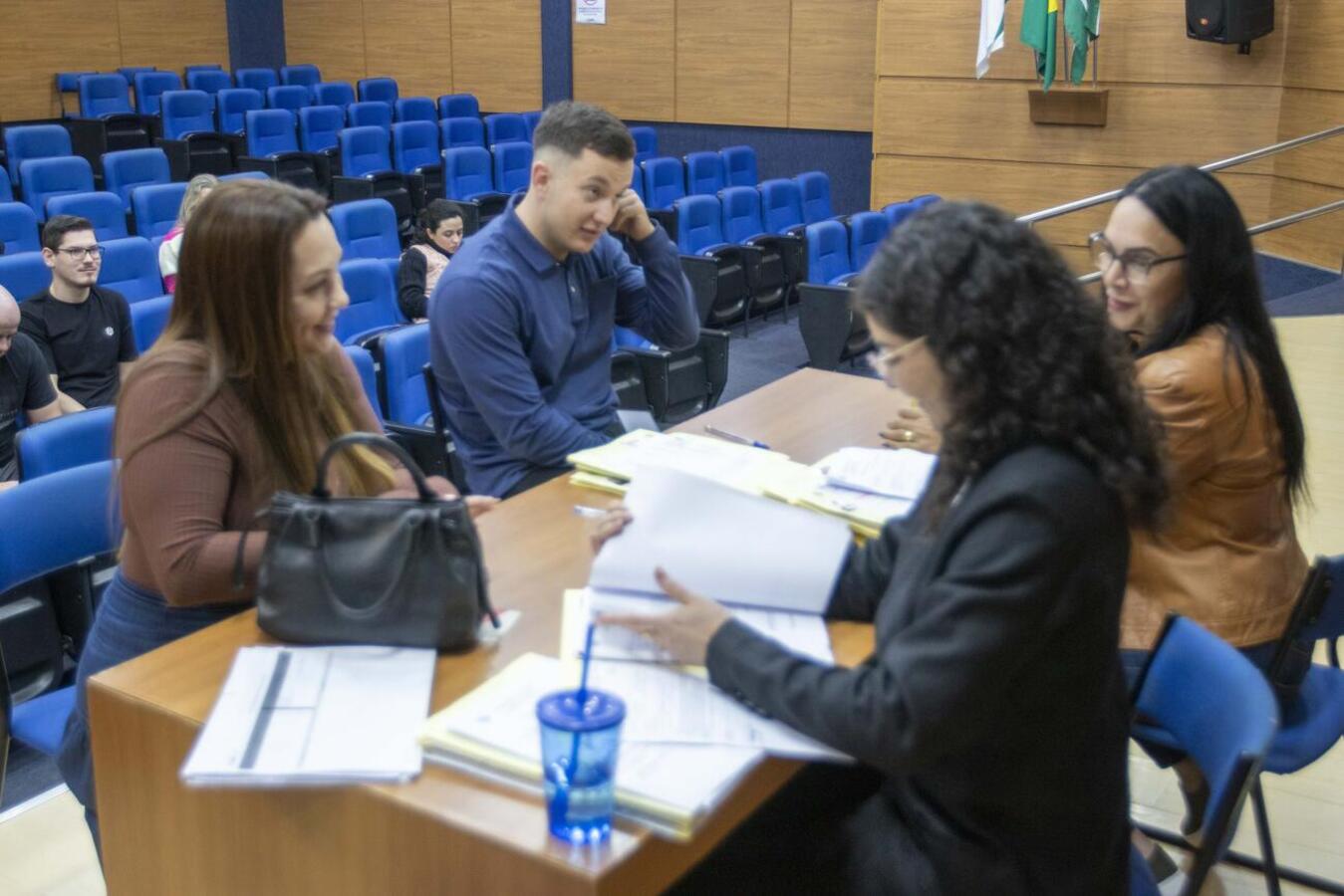 Recepção foi realizada na manhã desta quinta-feira (10) no Auditório Acary Oliveira; após assumirem o cargo, colaboradores já começaram a atuar em suas funções