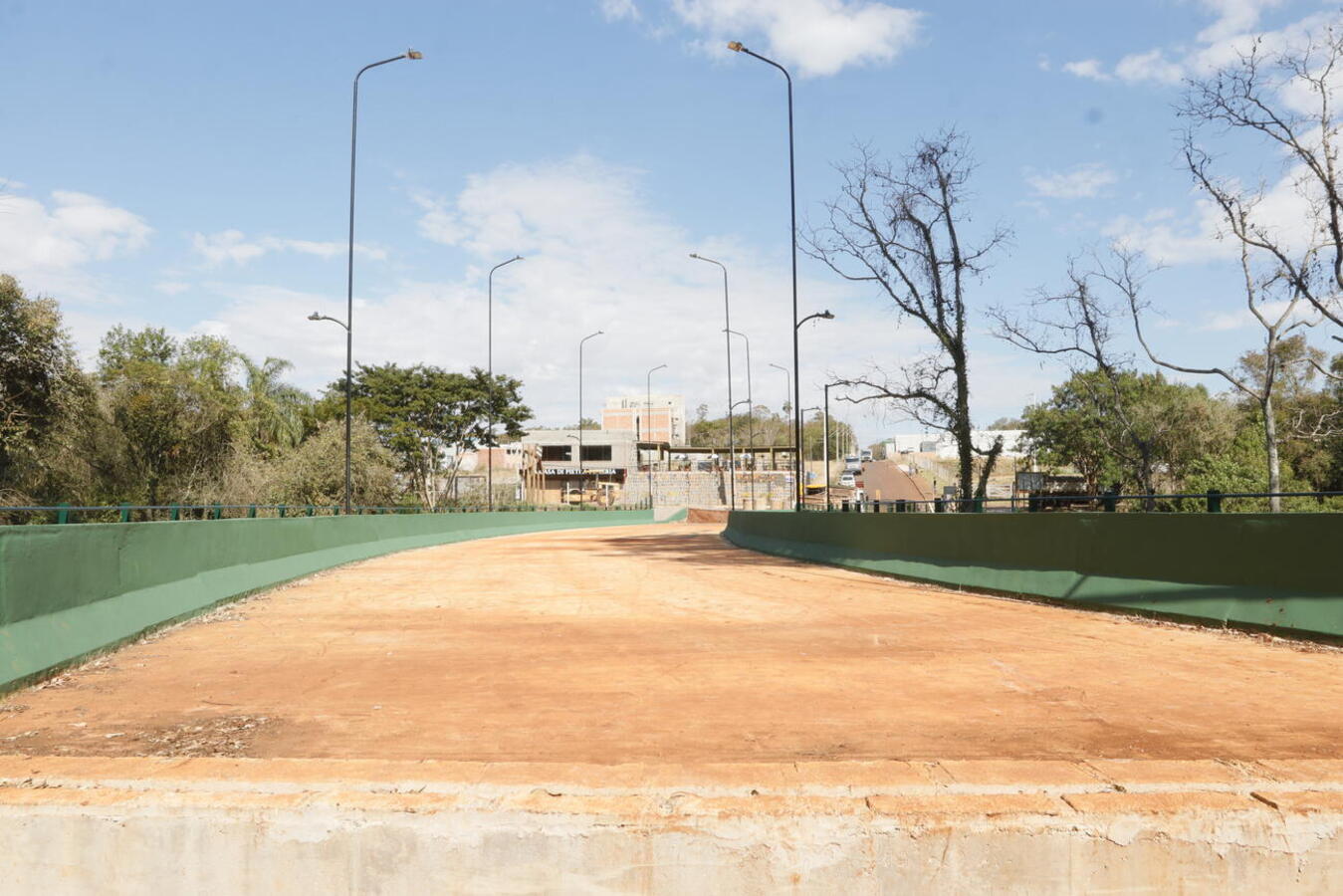 Fora do contrato original, pavimentação asfáltica de vias será licitada em breve: enquanto isso, intervenções temporárias serão realizadas para liberar o tráfego