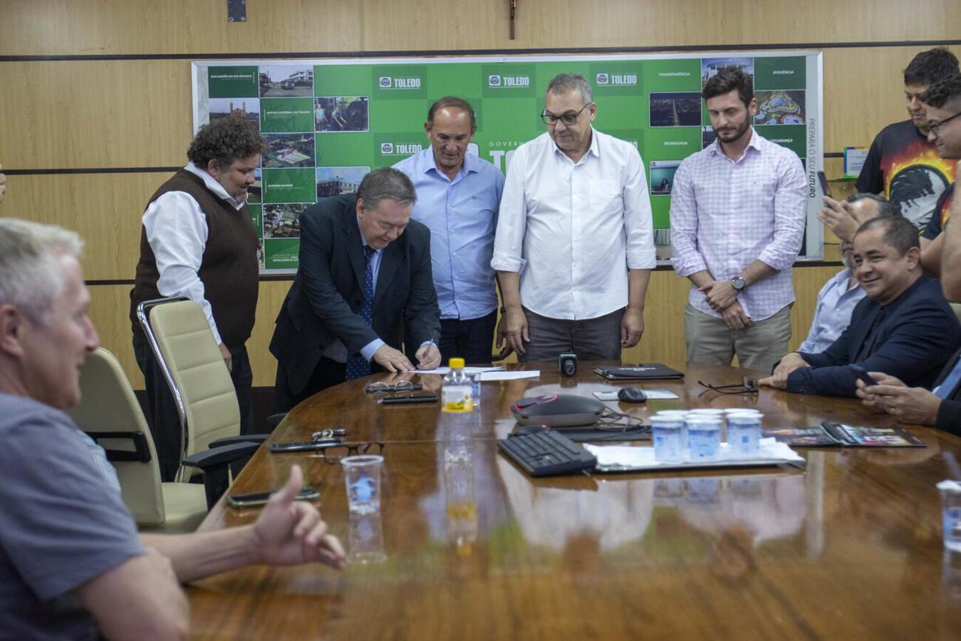 Prefeito Mario Costenaro sancionou a lei que cria uma alternativa e mais para fortalecimento do turismo de eventos no município