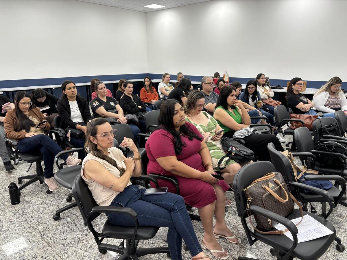 Gestoras de 11 escolas municipais apresentaram resultados e metodologias aplicadas nas instituições, com base no conteúdo ministrado durante o curso