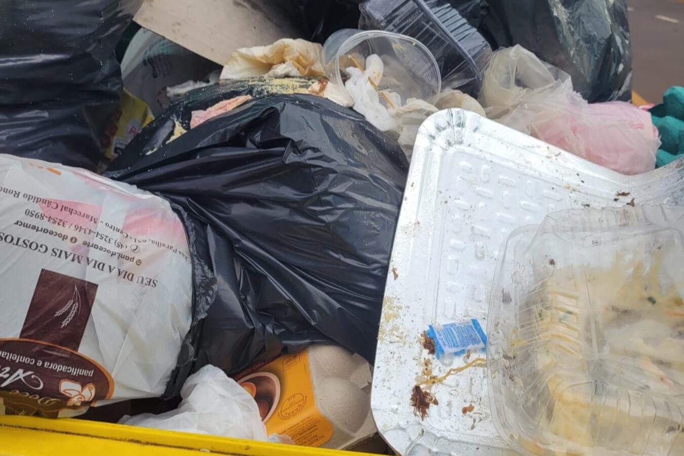 Contaminação de recicláveis tem inviabilizado o trabalho dos catadores e provocado desperdício de materiais reaproveitáveis