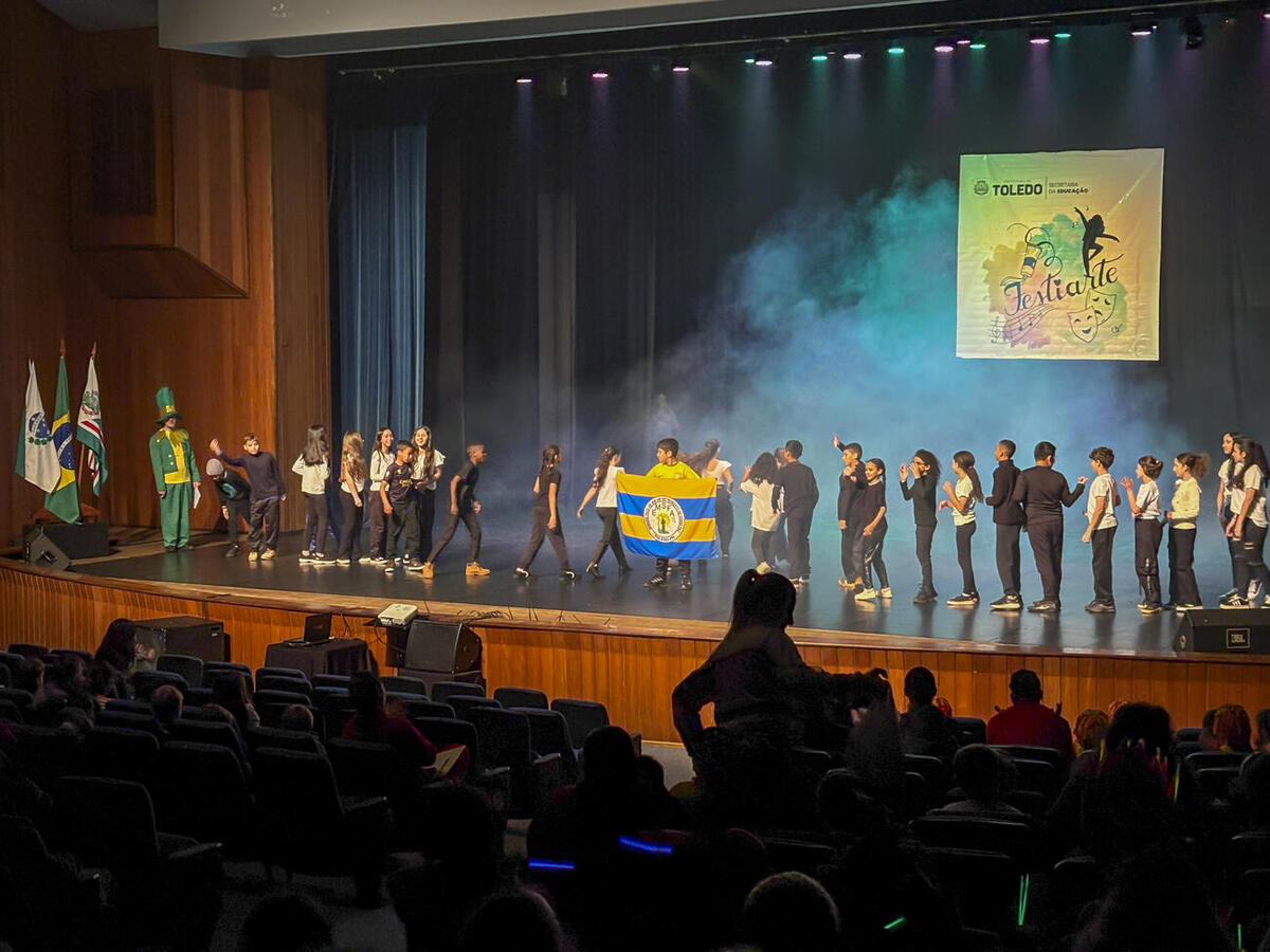 Na manhã desta quarta-feira (27) teve início o Festival de Arte das Escolas Municipais de Toledo, evento que visa fortalecer a arte no município