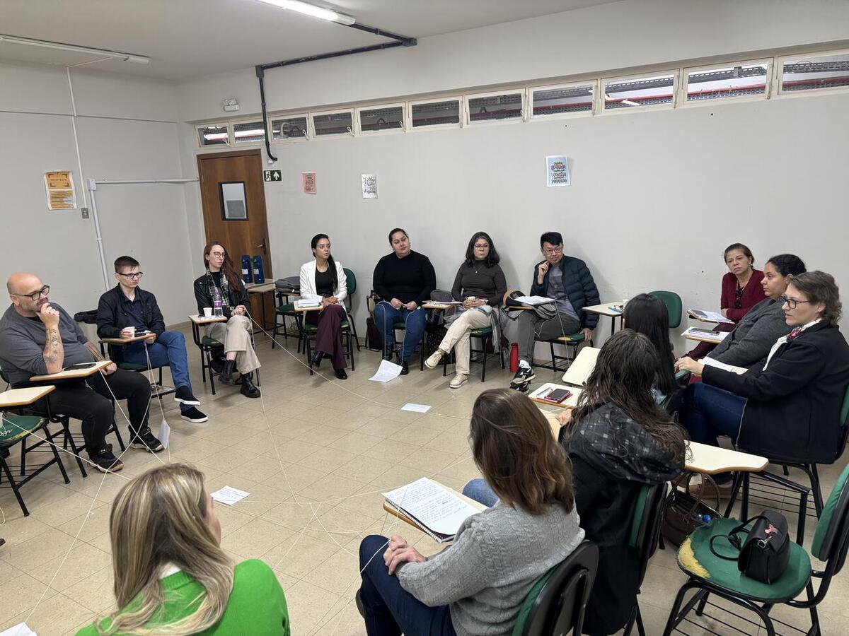 A secretaria da Saúde realizou o curso “Nós na Rede”, projeto que qualifica os servidores quanto ao cuidado e saúde mental