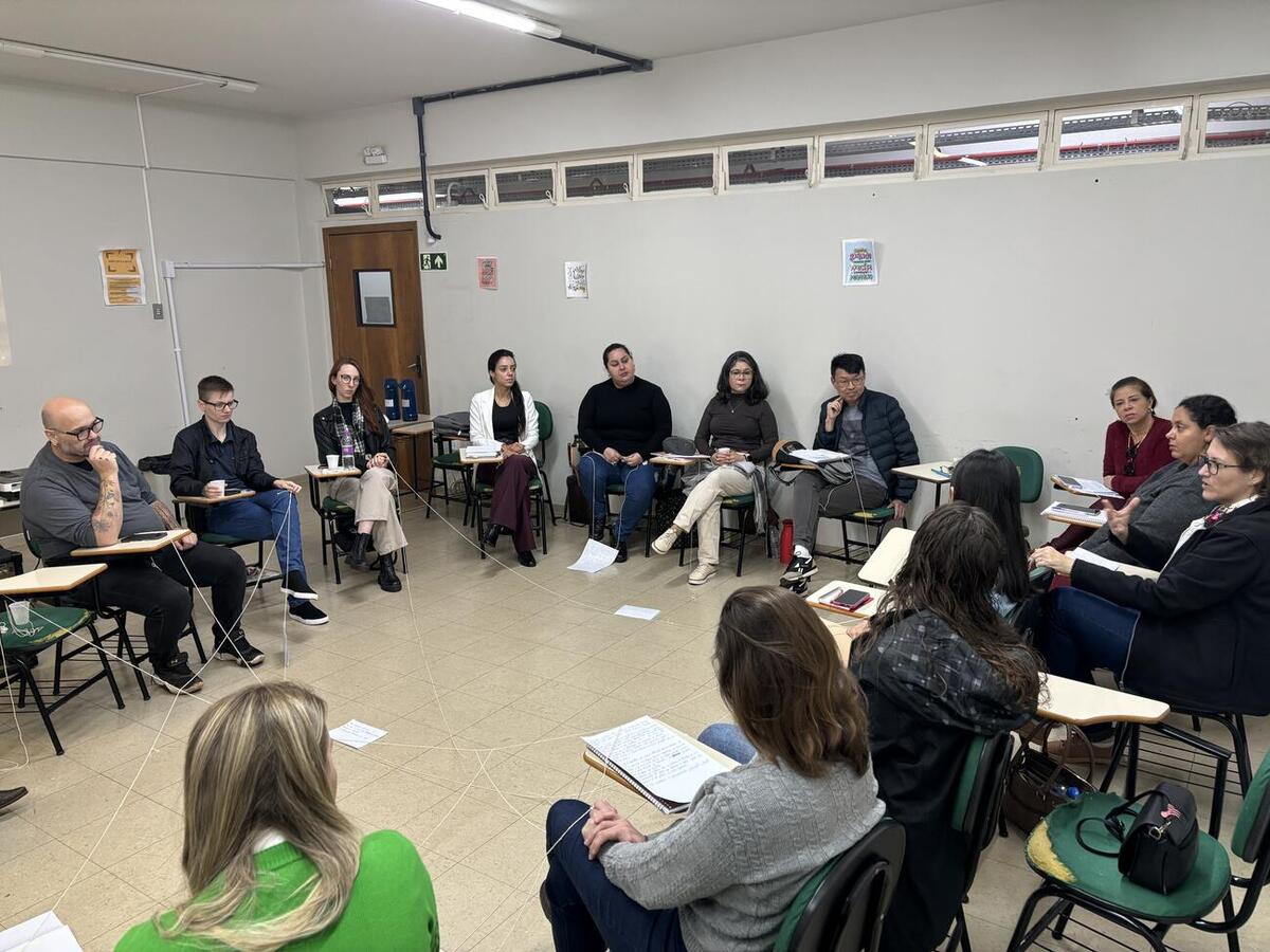 A secretaria da Saúde realizou o curso “Nós na Rede”, projeto que qualifica os servidores quanto ao cuidado e saúde mental