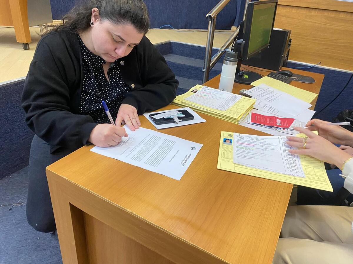 Na manhã desta quinta-feira (14) a Secretaria de Recursos Humanos realizou uma cerimônia de posse de novos servidores no Auditório Acary Oliveira