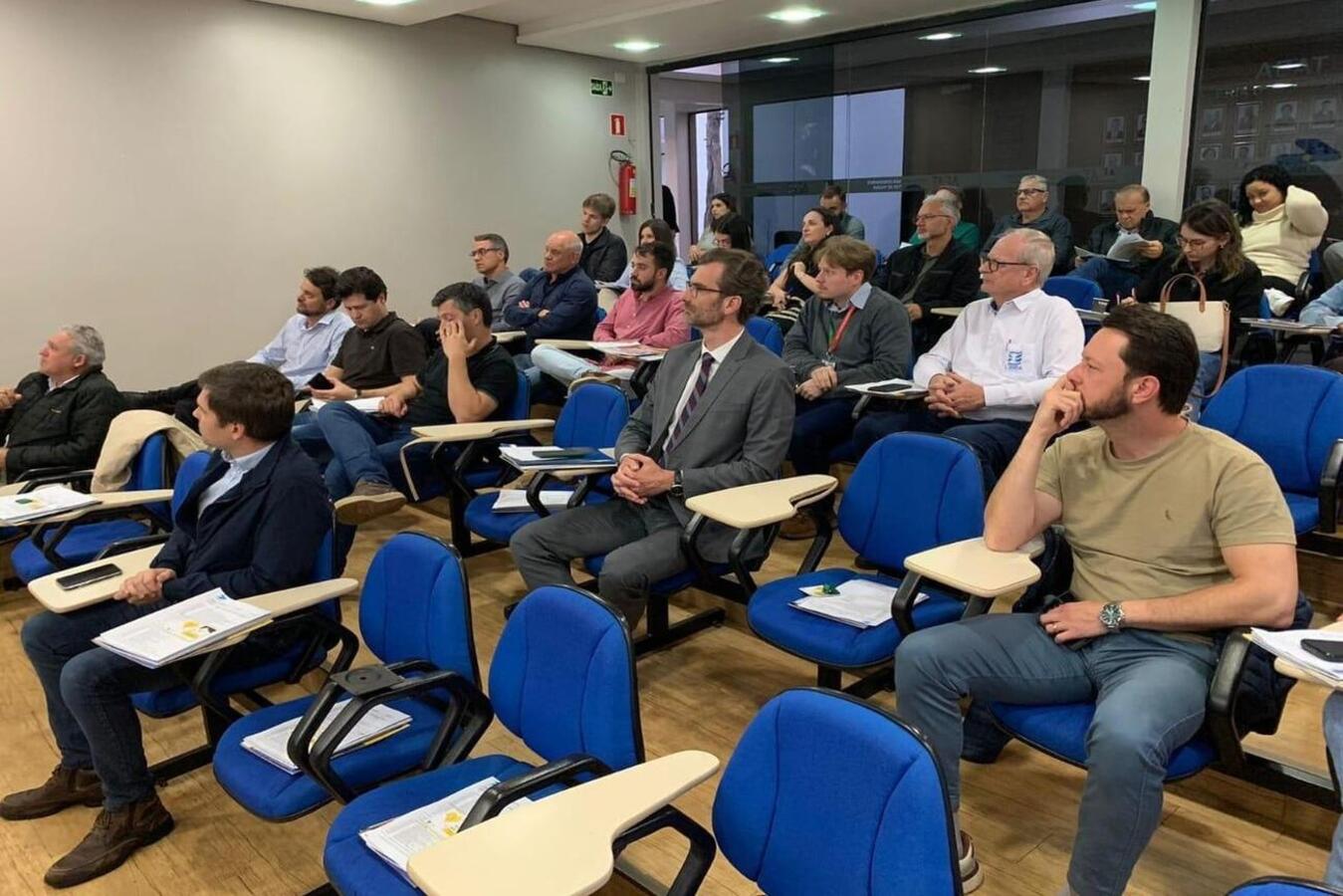 Conteúdo, com obras em andamento e as que serão iniciadas em breve, foi detalhado em reunião mensal do Sinduscon realizada na semana passada na Aeat
