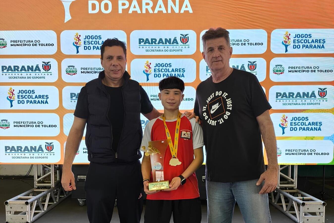 Gustavo Avelar faz parte da seleção brasileira sub-13 que disputa, na Guatemala, entre os dias 3 e 10/9, competição que reúne melhores mesatenistas do continente