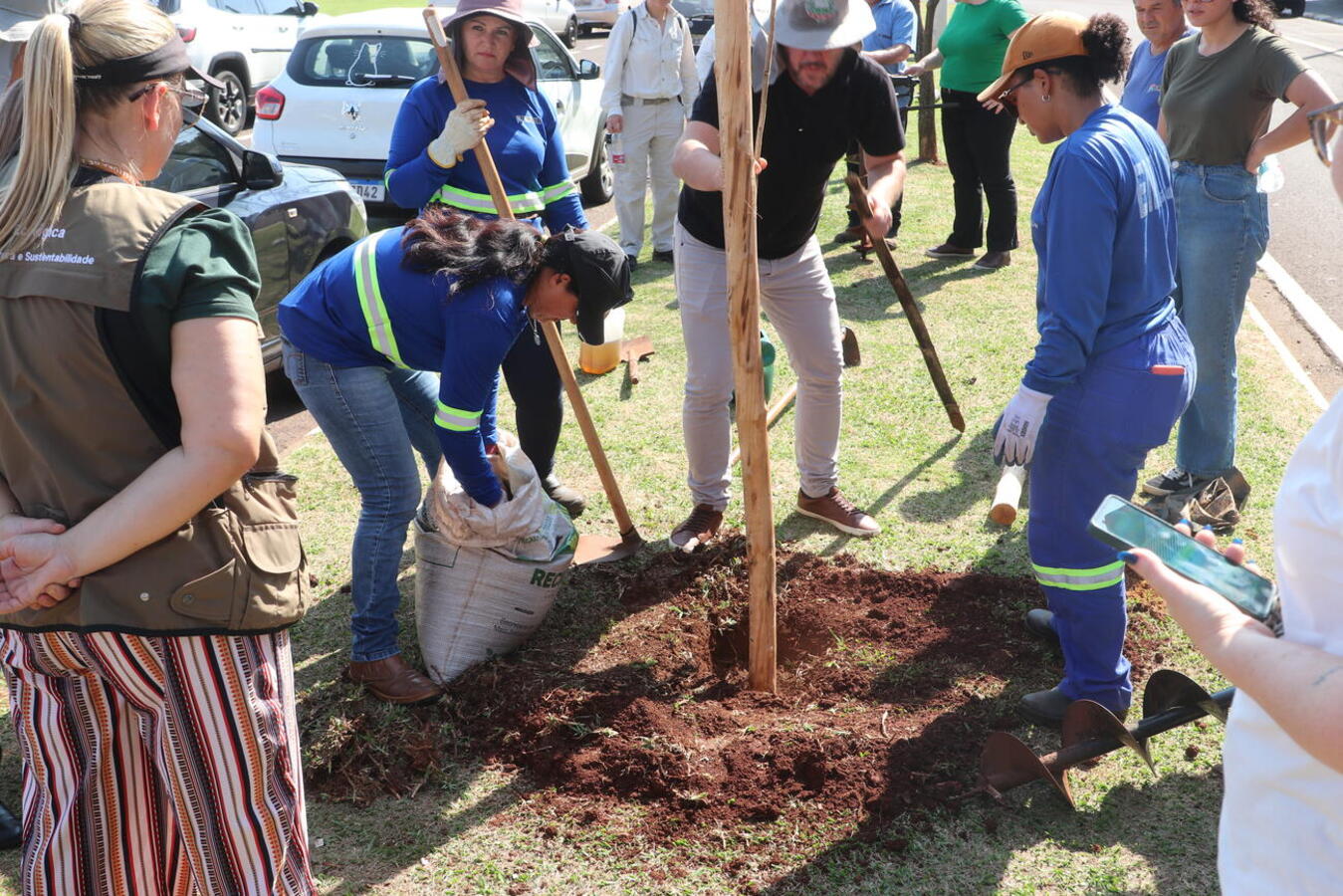 Viabilizada pelo Convênio Linha Ecológica, capacitação prática e teórica foi conduzida nesta sexta-feira (19), na Usina do Conhecimento, pelo biólogo Carlos Eduardo Weirich