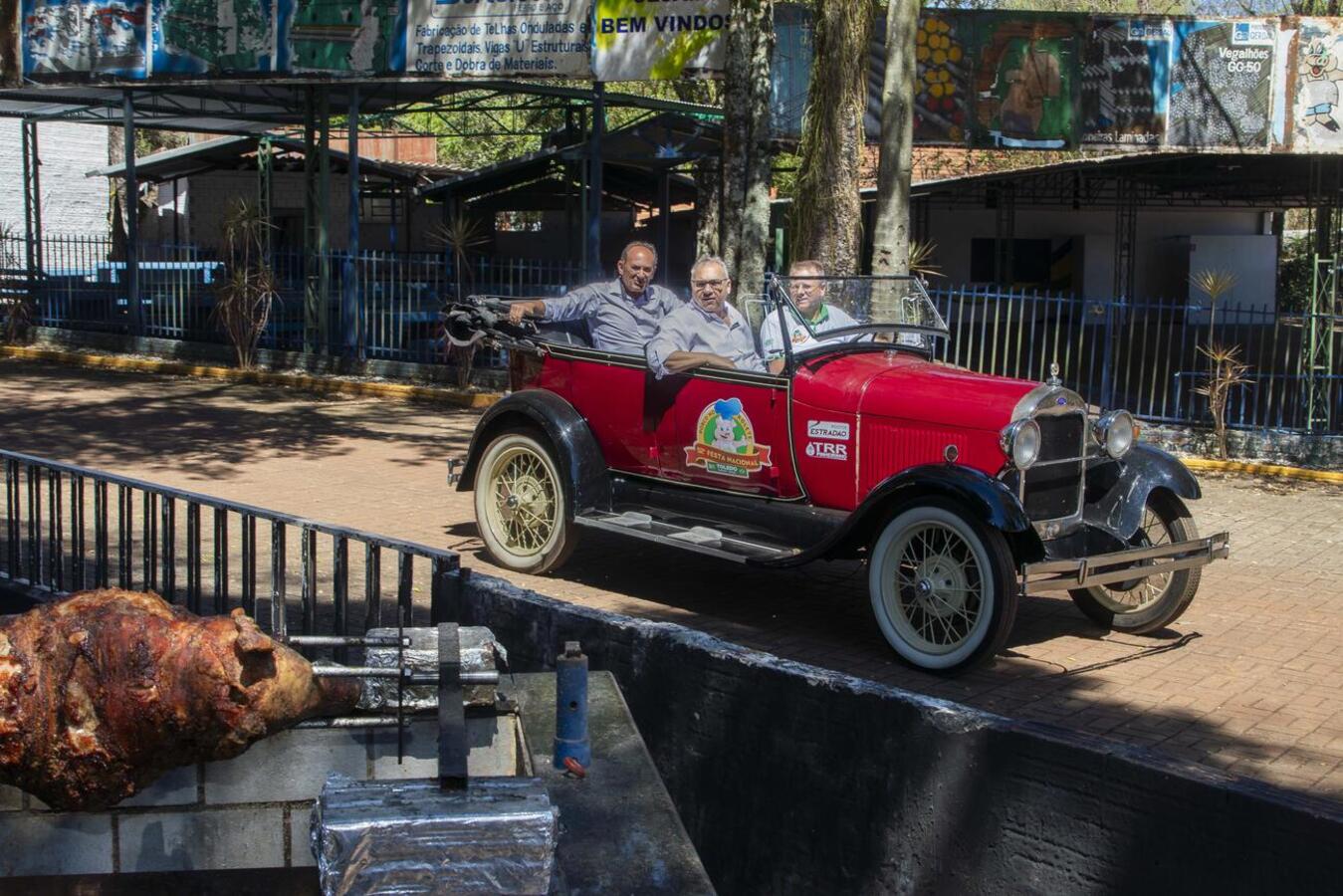 Dependências do clube estão recebendo os últimos preparativos para acolher, neste domingo (14), as cerca de 20 mil pessoas que estão sendo esperadas para o evento