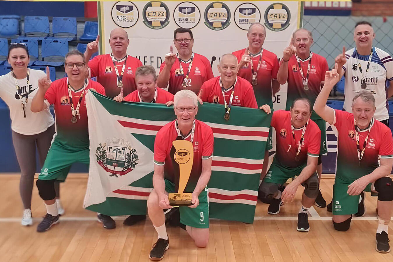 Nas quatro categorias que disputou em competição realizada no último fim de semana em Nova Santa Rosa, o município conquistou medalha de ouro em todas