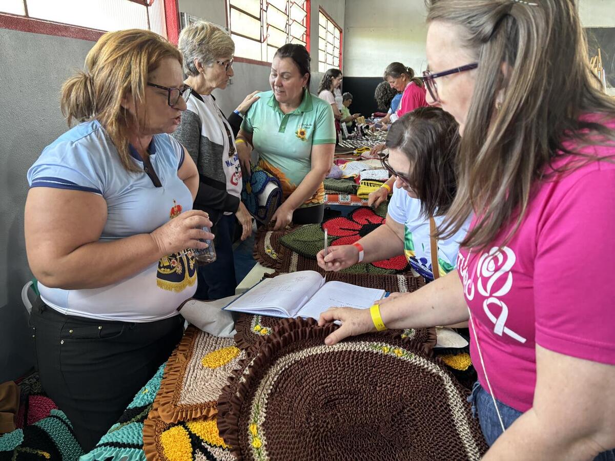 Evento na Linha São Paulo celebrou a atuação feminina no agronegócio com programação cultural, palestras e integração entre comunidades