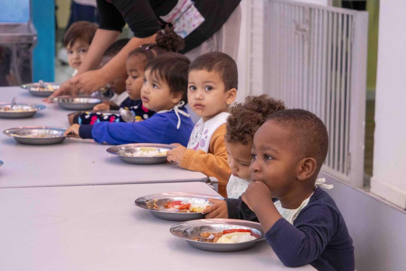 Nas escolas da rede municipal e em Centros Municipais de Educação Infantil (Cmeis) nascem pratos especiais e variados para os estudantes de Toledo