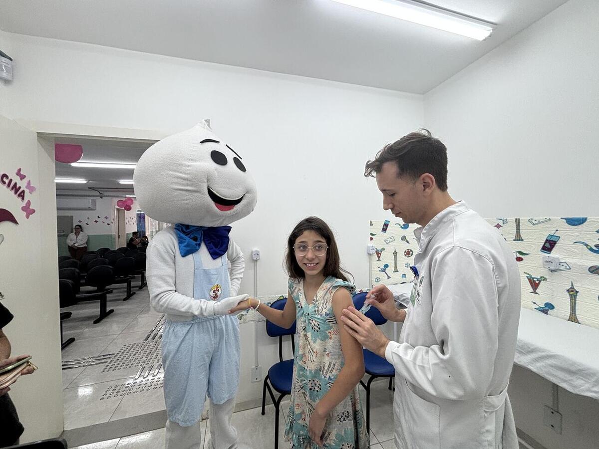 Todas as UBS da cidade e do interior abriram no último sábado (18), oferecendo uma oportunidade para as pessoas atualizarem sua carteirinha de vacinação