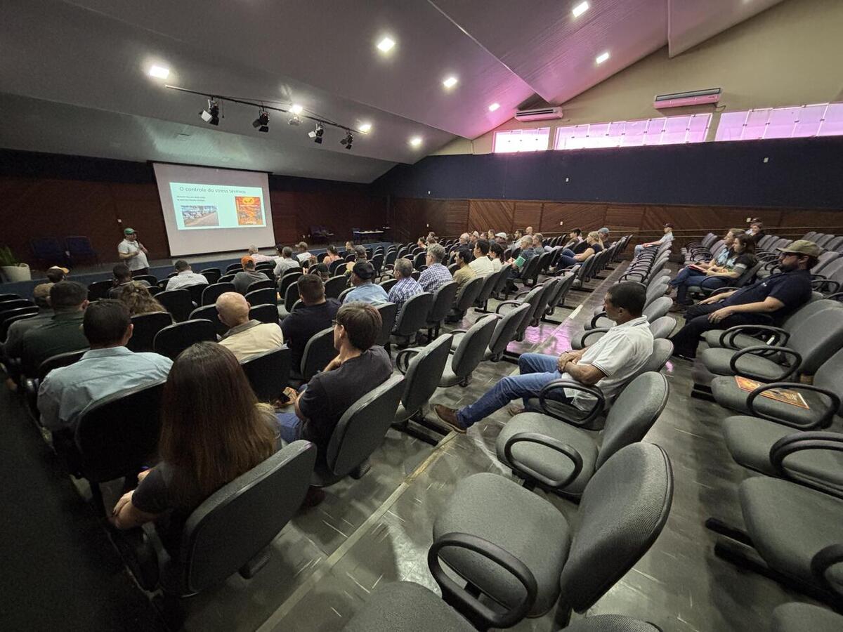 Smap apoia evento voltado a conforto térmico de rebanho da pecuária leiteira