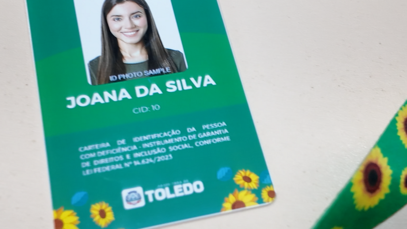 Viabilizado pela SDHS, serviço facilita identificação para pessoas com deficiências menos visíveis, garantindo igualdade de direitos sem passar por constrangimentos