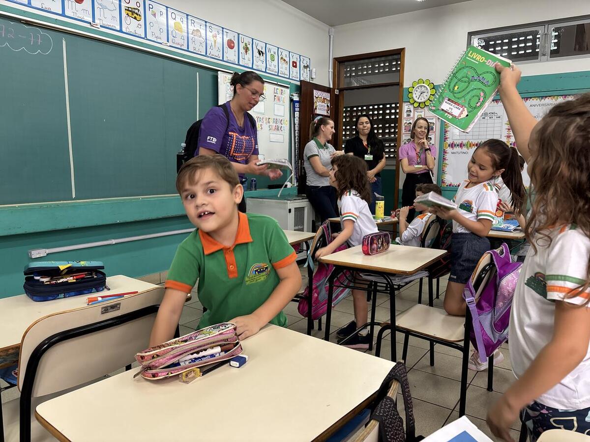 Educadores de Cmeis e escolas tiveram a oportunidade tirar suas dúvidas acerca do funcionamento da plataforma “Iônica”