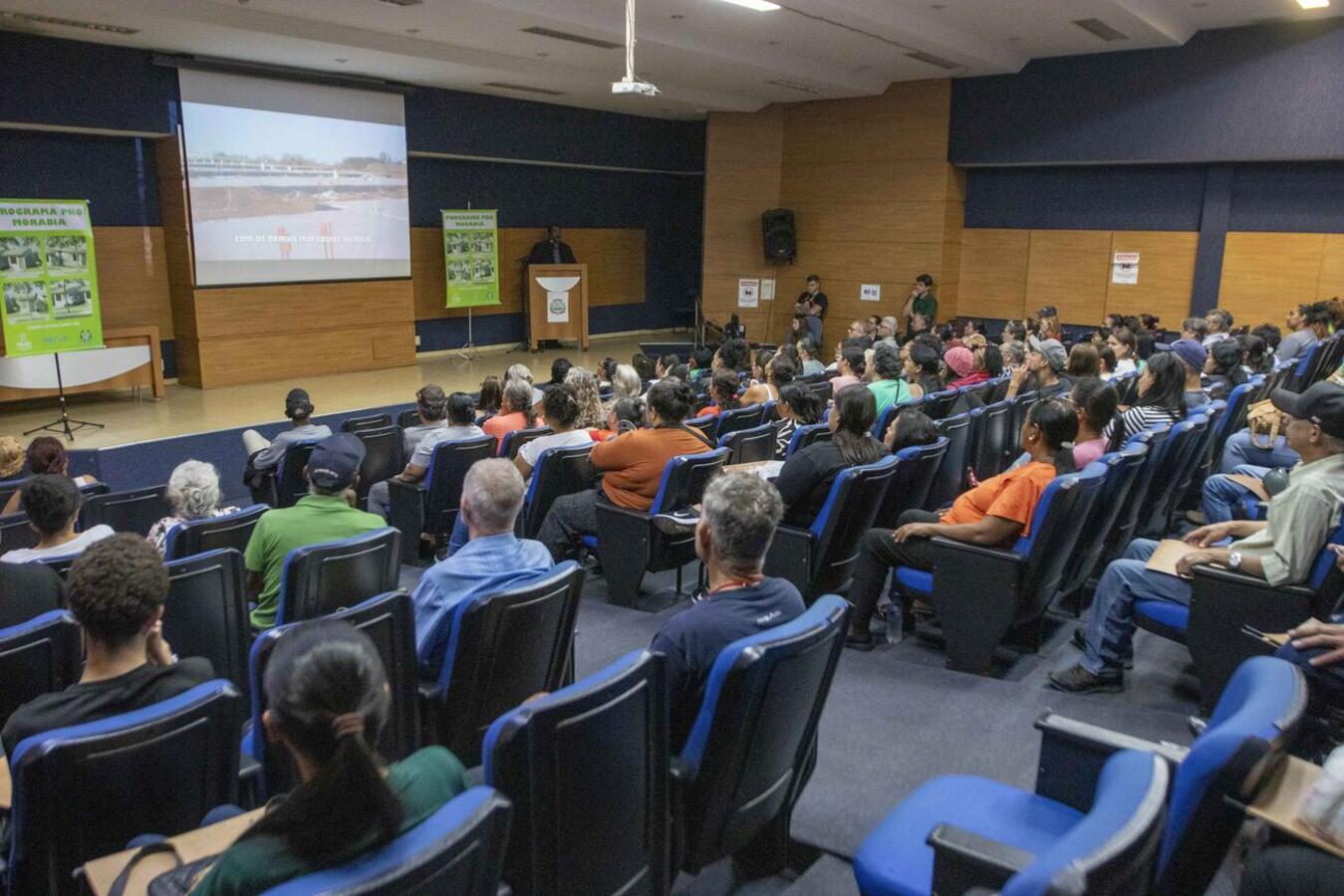 Elas foram orientadas sobre as características das novas moradias e as etapas do processo de aquisição