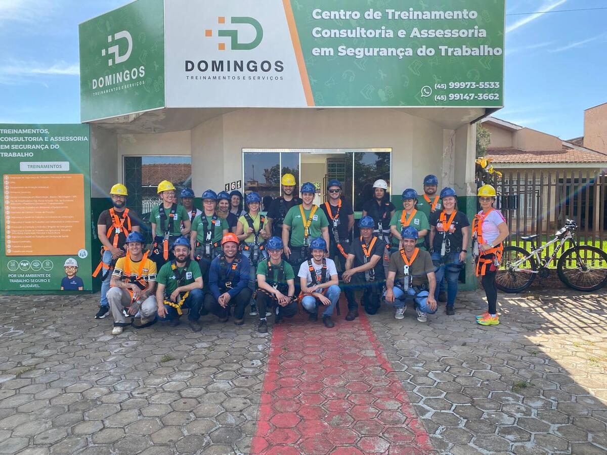 Primeira turma de Agentes de Combate às Endemias (ACE) concluiu treinamento em NR-35