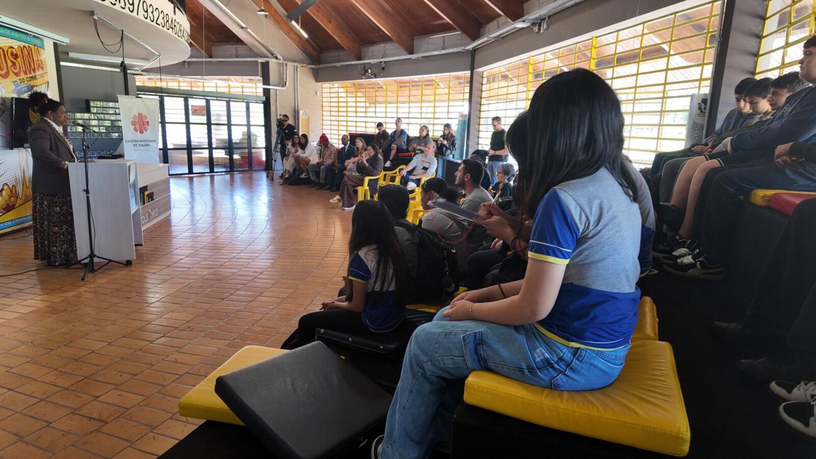 Promovido por secretarias municipais e Cáritas Diocesana, encontro realizado hoje (19) na Usina do Conhecimento é alusivo ao Dia Nacional da Consciência Negra