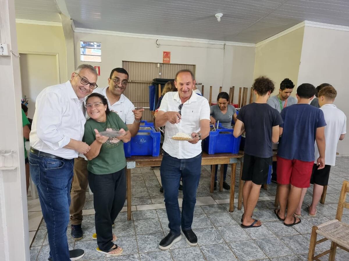Objetivo é ampliar os laços de amizade entre os participantes dos programas Projovem e Florir Toledo