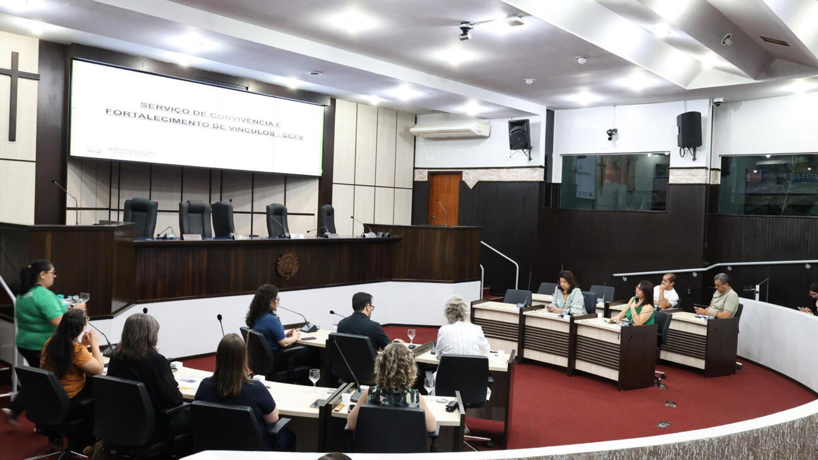 Plenário da Casa de Leis recebeu, na manhã desta sexta (28), audiência pública na qual a pasta apresentou relatórios relacionados à execução física e financeira do orçamento