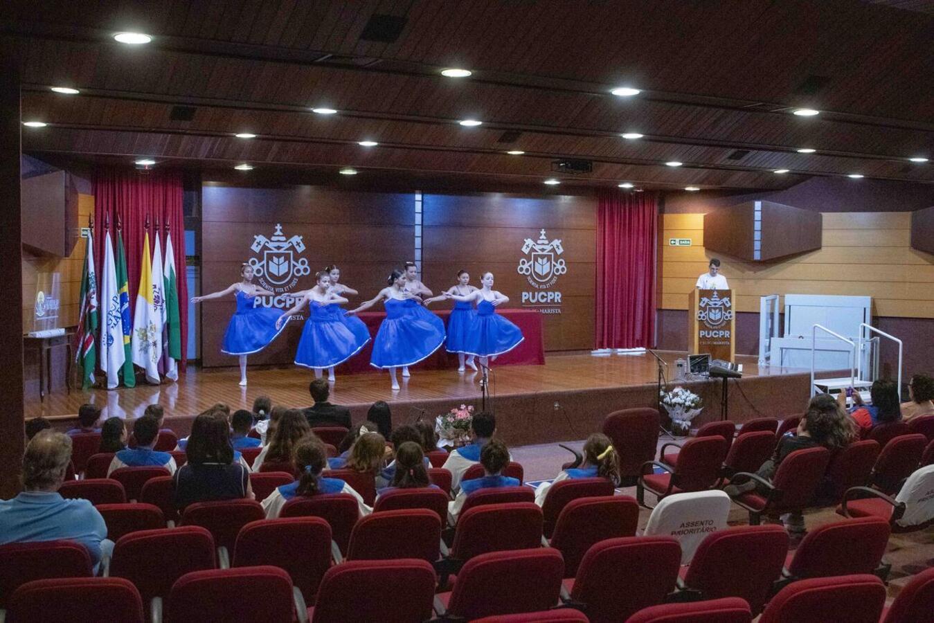 Evento está sendo realizado entre hoje e amanhã (14 e 15), nas dependências da Pontifícia Universidade Católica do Paraná (PUCPR/câmpus Toledo)