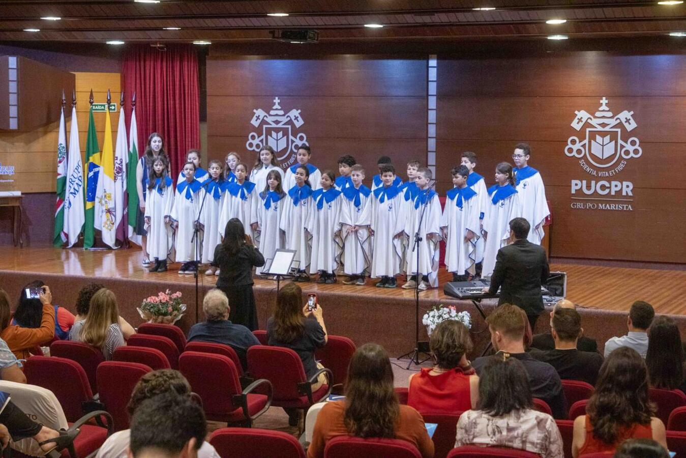 Evento está sendo realizado entre hoje e amanhã (14 e 15), nas dependências da Pontifícia Universidade Católica do Paraná (PUCPR/câmpus Toledo)