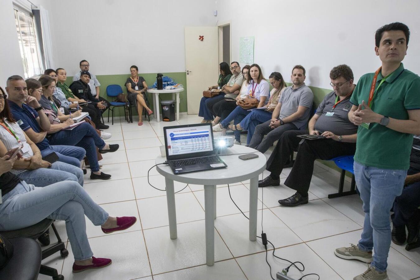 Encontro na tarde desta quinta-feira (6) teve o objetivo de analisar dados e propor estratégias de prevenção e tratamento de doenças transmitidas pelo Aedes aegypti