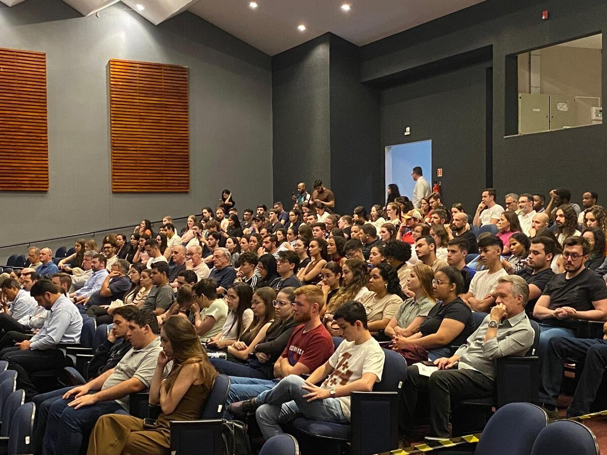 Evento realizado nesta segunda-feira (10), no câmpus Toledo da Unioeste, discutiu potencialidades e desafios do setor