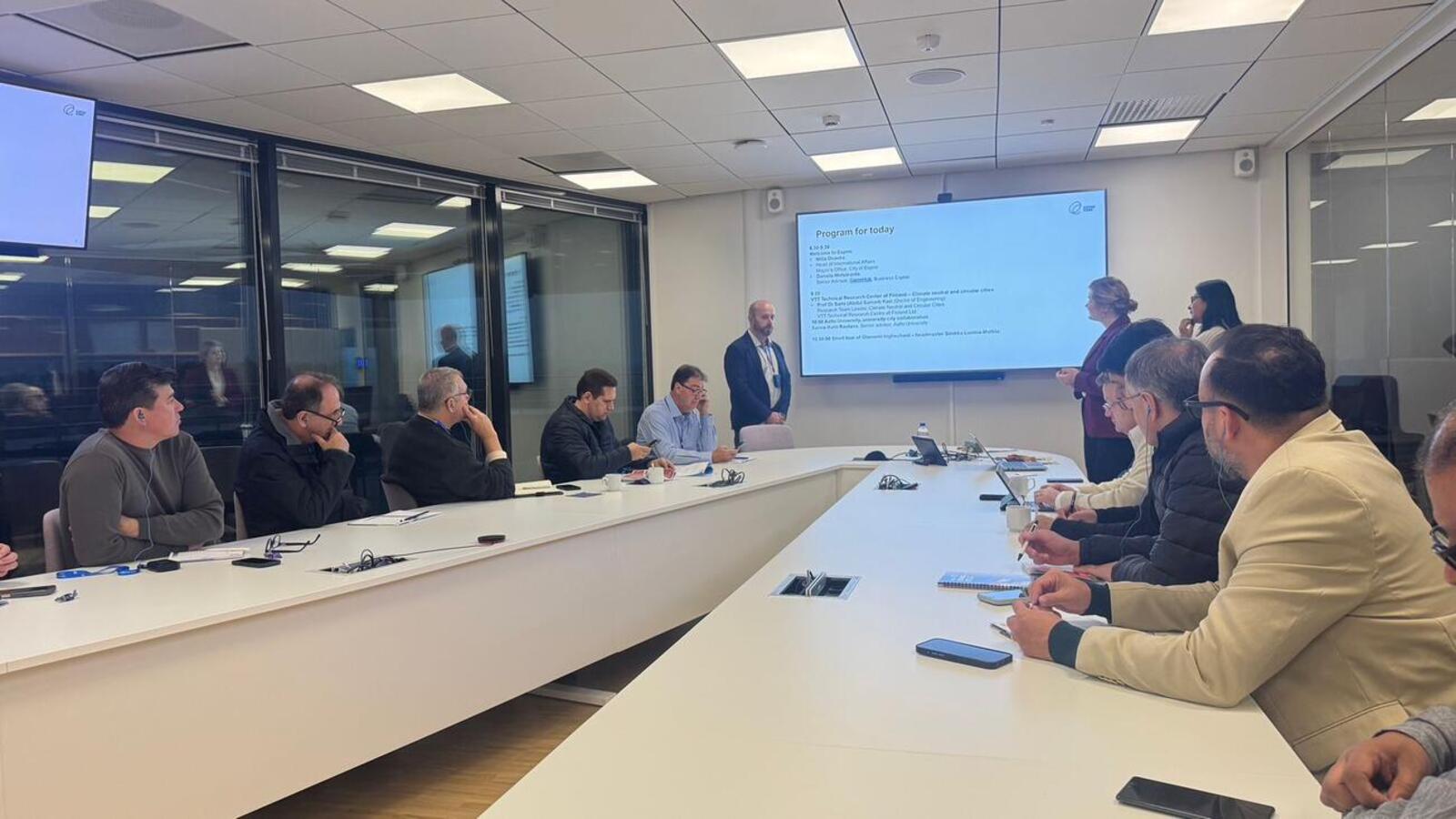 Encontro tratou de inovação, planejamento urbano sustentável e colaboração entre governo, universidade e setor produtivo