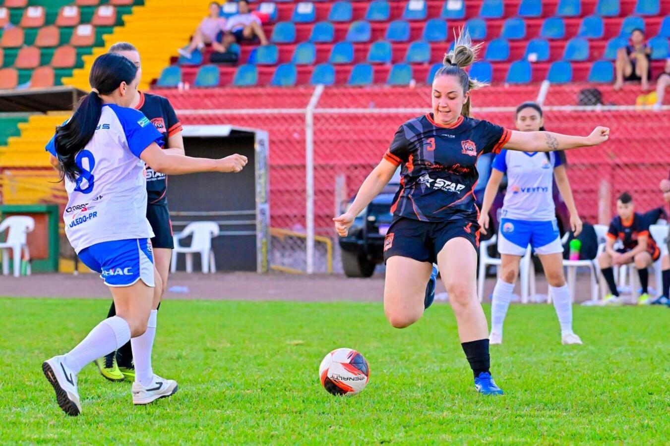 Decisões no principal estádio de Toledo reúnem, a partir das 15h, as melhores equipes das categorias Feminino, Livre/Série Prata e Livre/Série Ouro