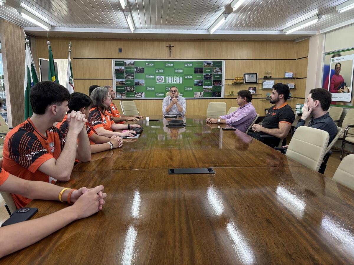 Associação de Voleibol de Toledo e Line Telecom apresentaram, nesta terça-feira (16),  histórico, resultados e propostas de parcerias ao Executivo Municipal