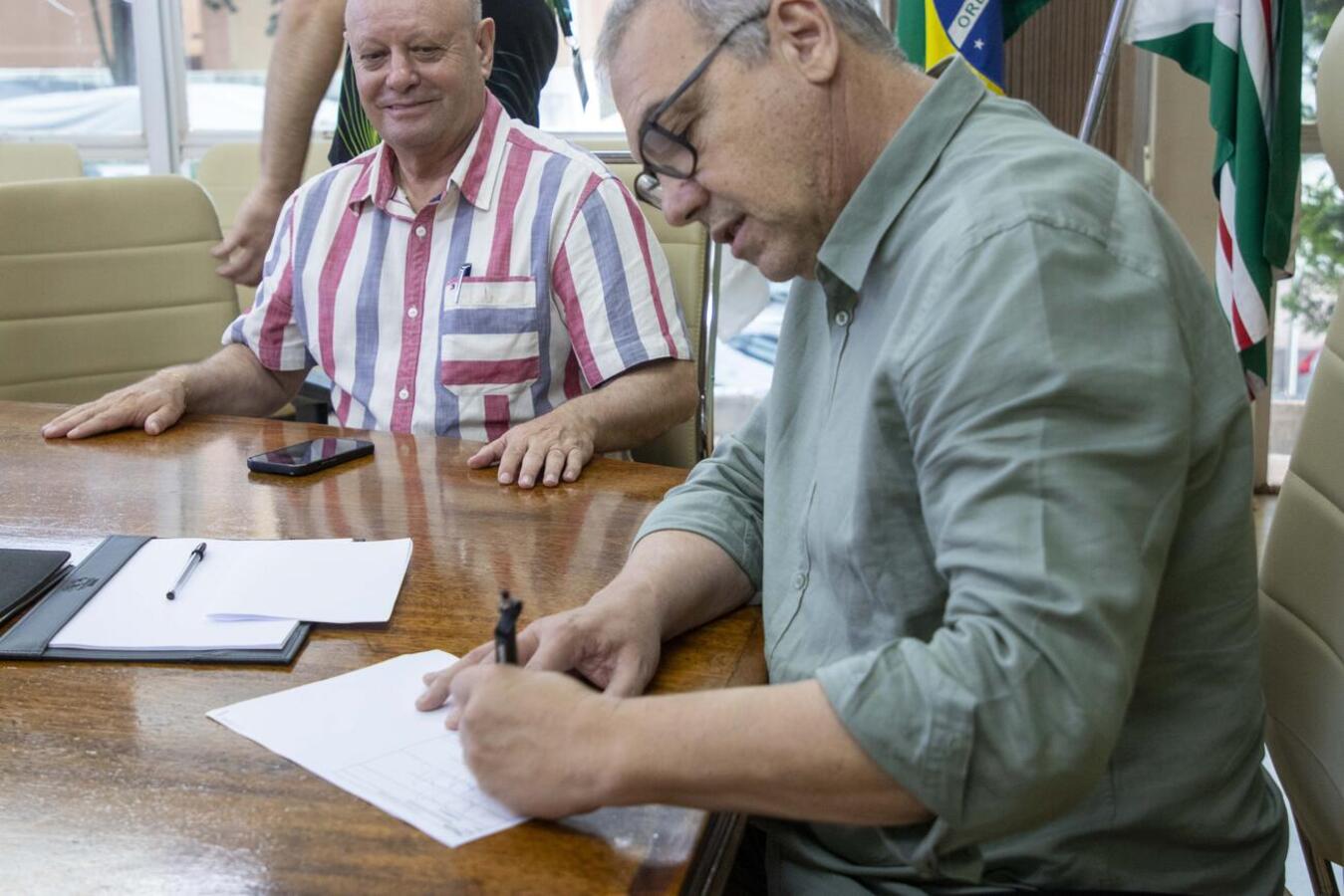 Nova conta será utilizada para recebimento de tributos municipais, movimentações gerais, além de possibilitar pagamento via pix e cartões nos restaurantes populares