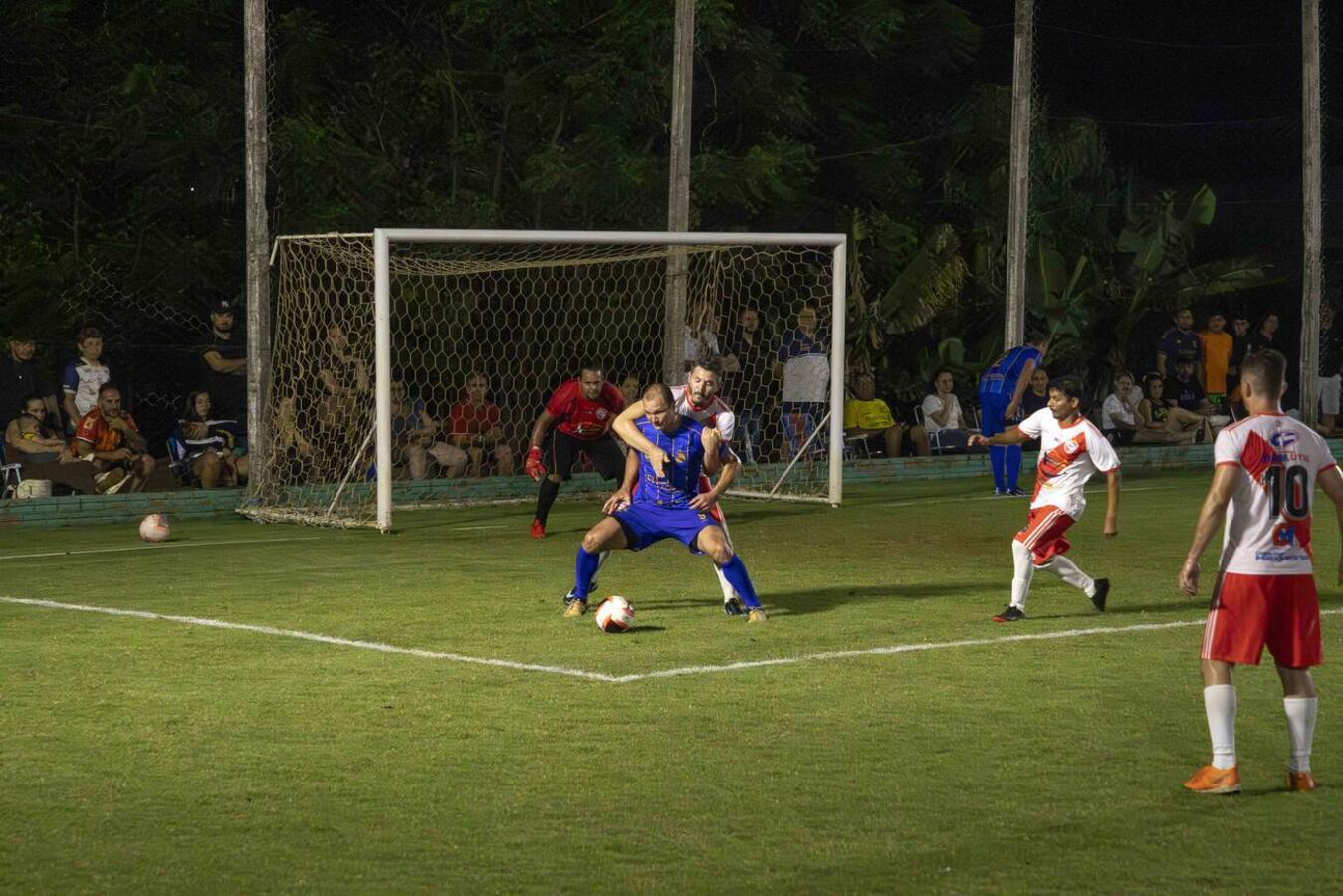 Título da categoria Veterno veio na noite desta terça-feira (2) com a vitória sobre o CWA por 6 a 5 nos pênaltis, após empate em 3 a 3 no tempo normal