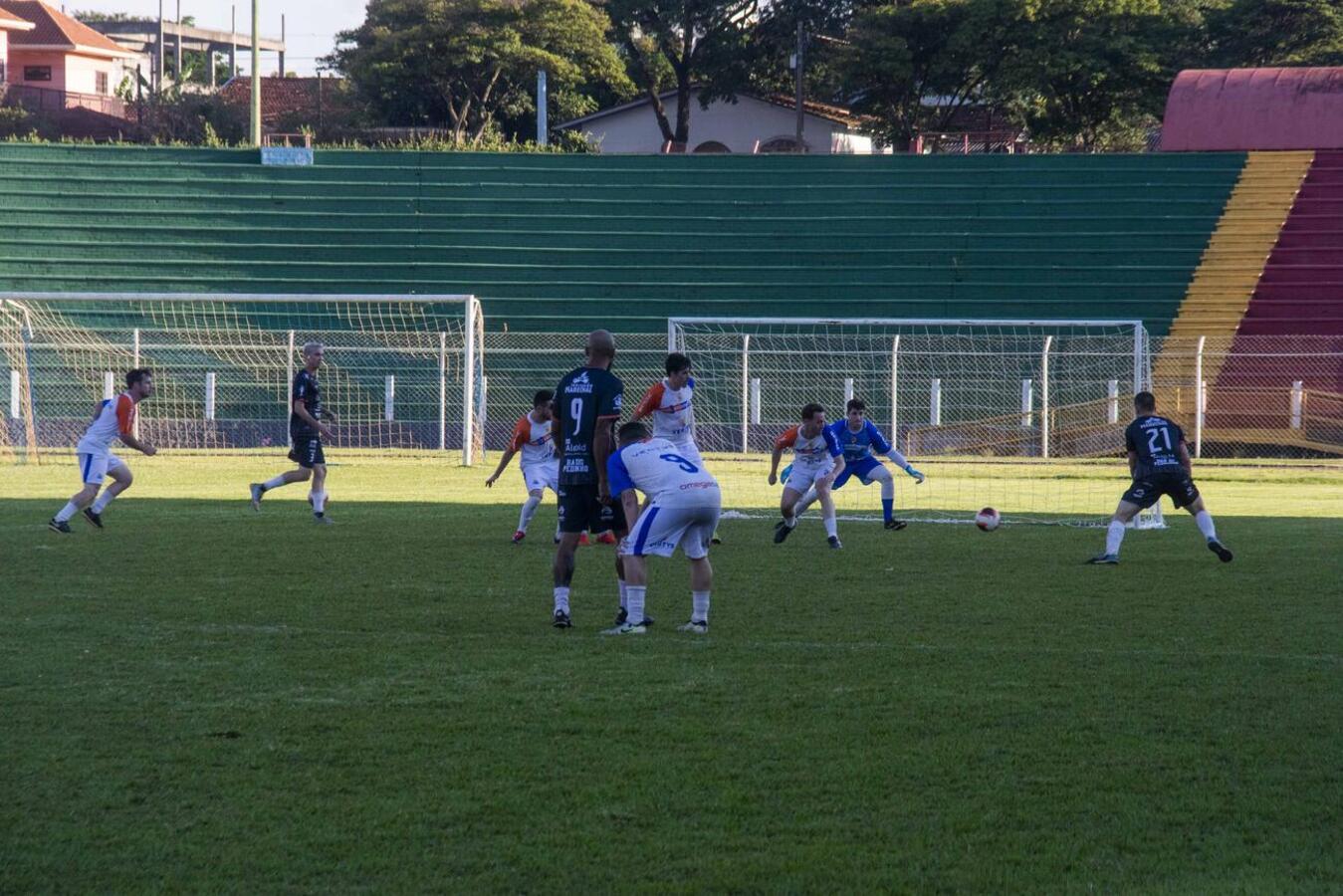 Grande público compareceu, na tarde do último sábado (6), ao 14 de Dezembro para as prestigiar a luta pelos títulos das categorias Feminino e Livre (Ouro e Prata)