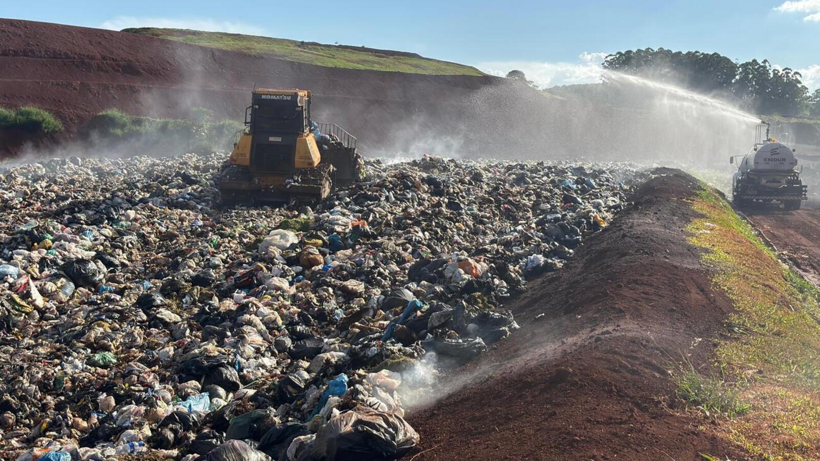 Por volta das 13h deste sábado (6), um foco de incêndio foi identificado e rapidamente controlado por servidores do Meio Ambiente e Emdur